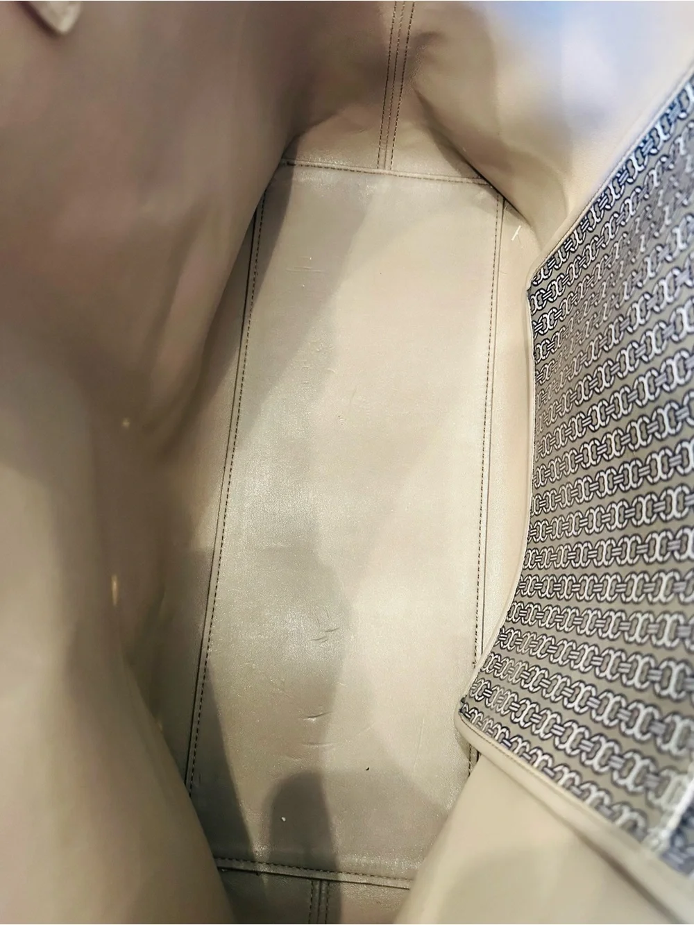 Tory Burch Gray and Navy Gemini Link Tote
